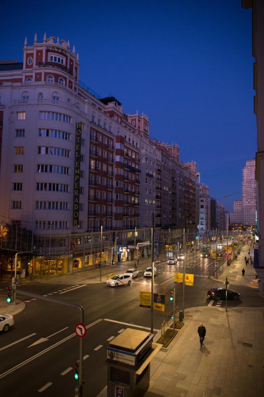 Hostal Lamalonga Madrid Exterior foto